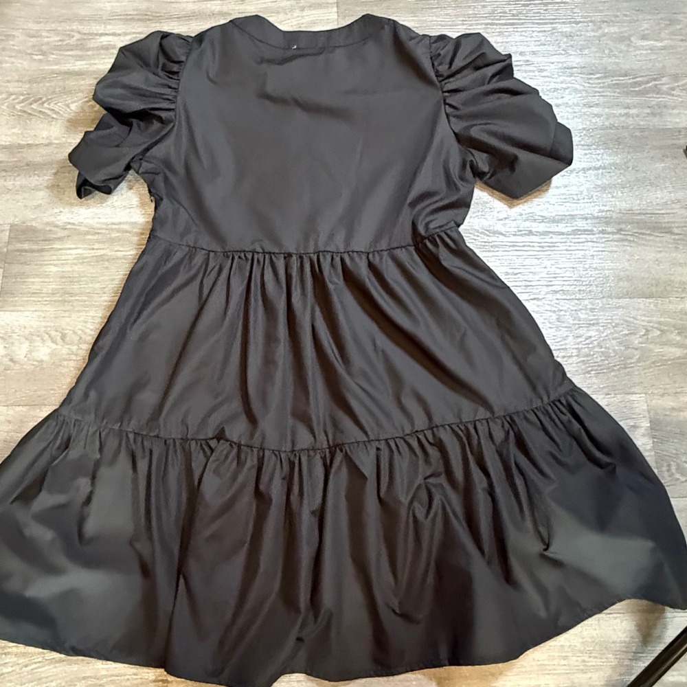 So Me Black Puff Sleeve Tiered Babydoll Mini Dress NWT Size Medium - Picture 7 of 7